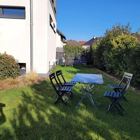 Apartment Joli Dans Maison Moderne, Proche De Strasbourg *