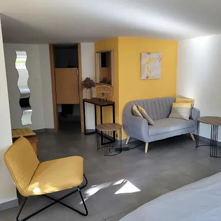 Joli Dans Maison Moderne, Proche De Strasbourg Apartment Weyersheim